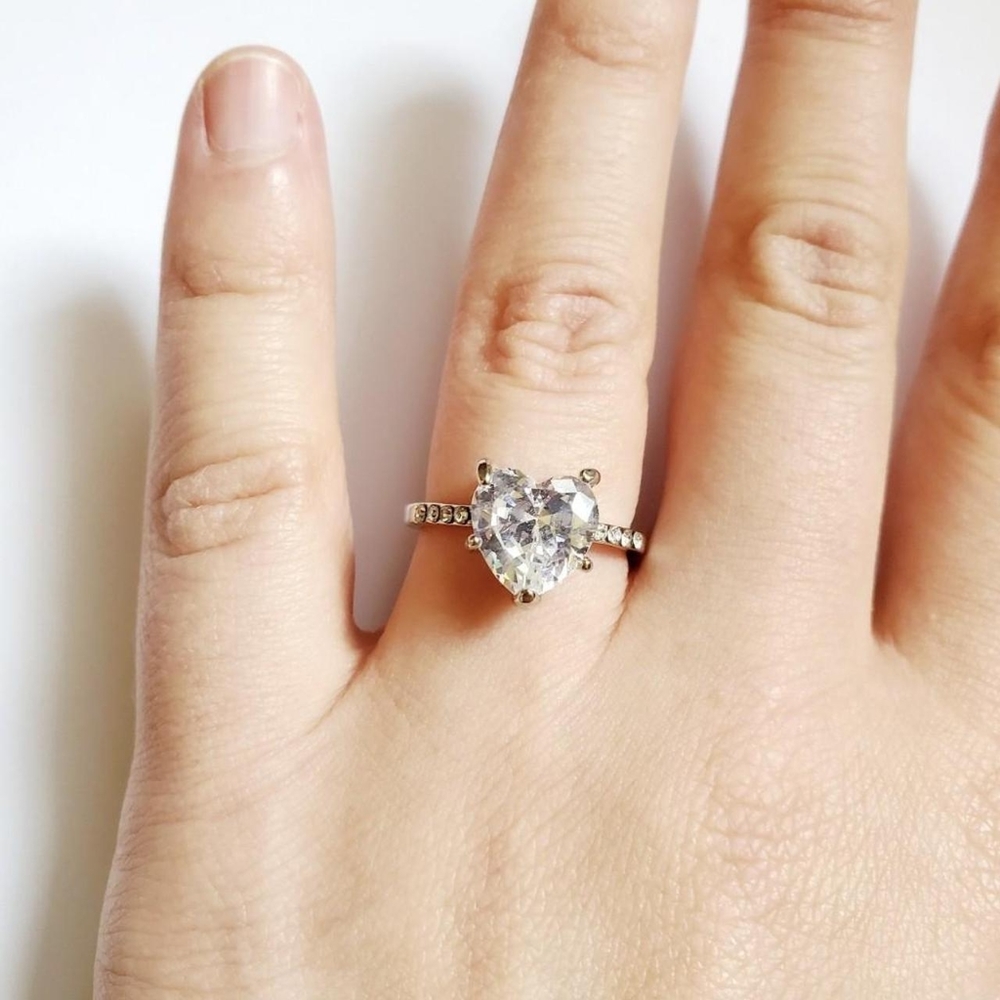 NWOT White Sapphire Heart Ring - Picture 4 of 16